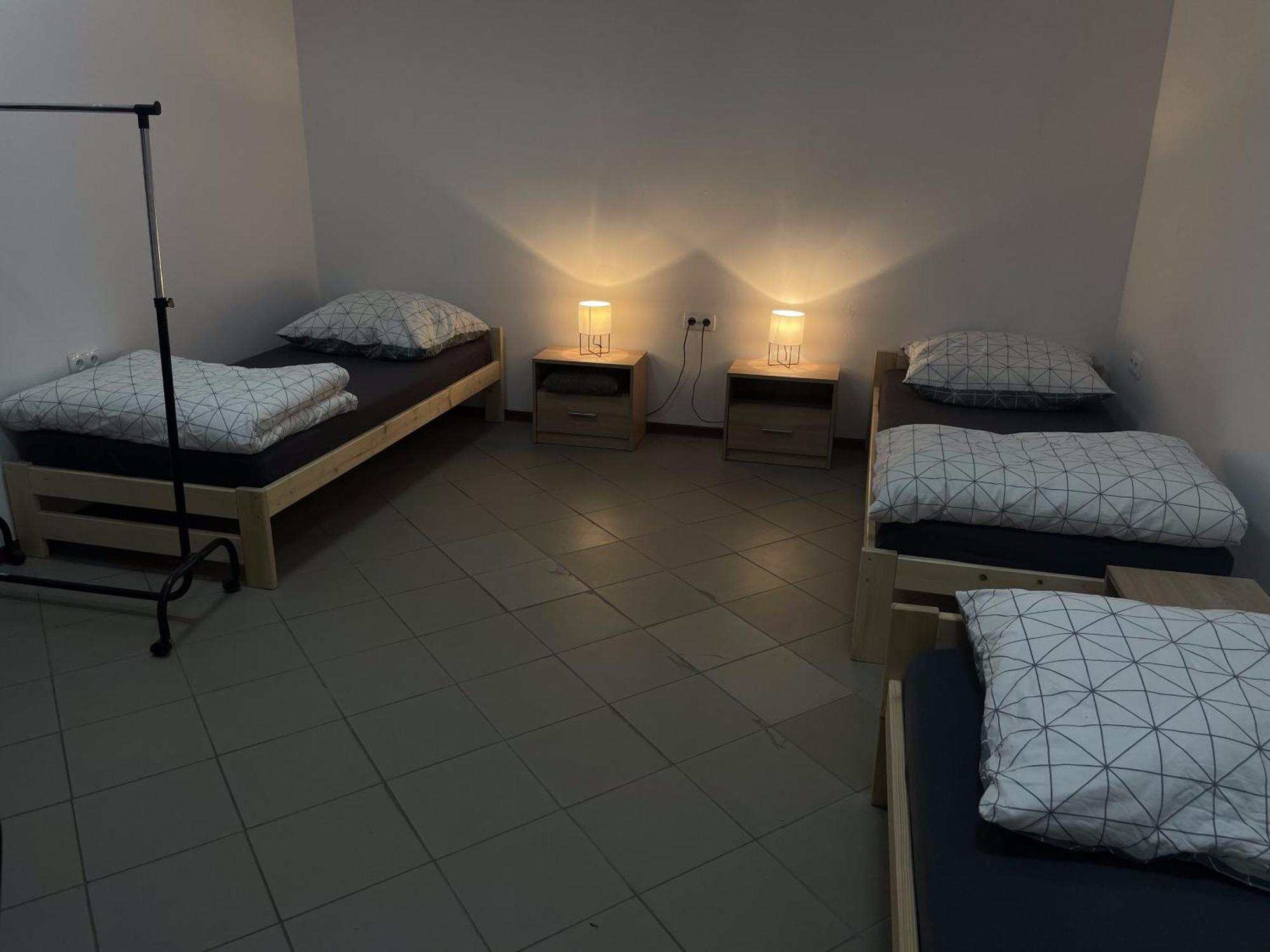 Noclegi Pracownicze Lazur Ciechanów Esterno foto