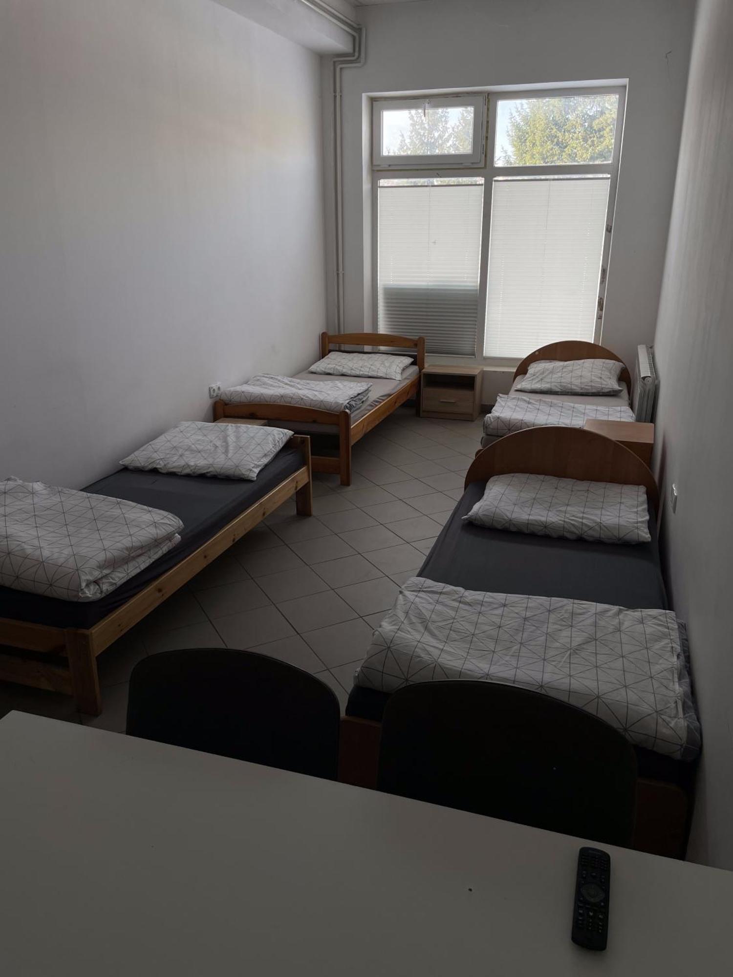 Noclegi Pracownicze Lazur Ciechanów Esterno foto