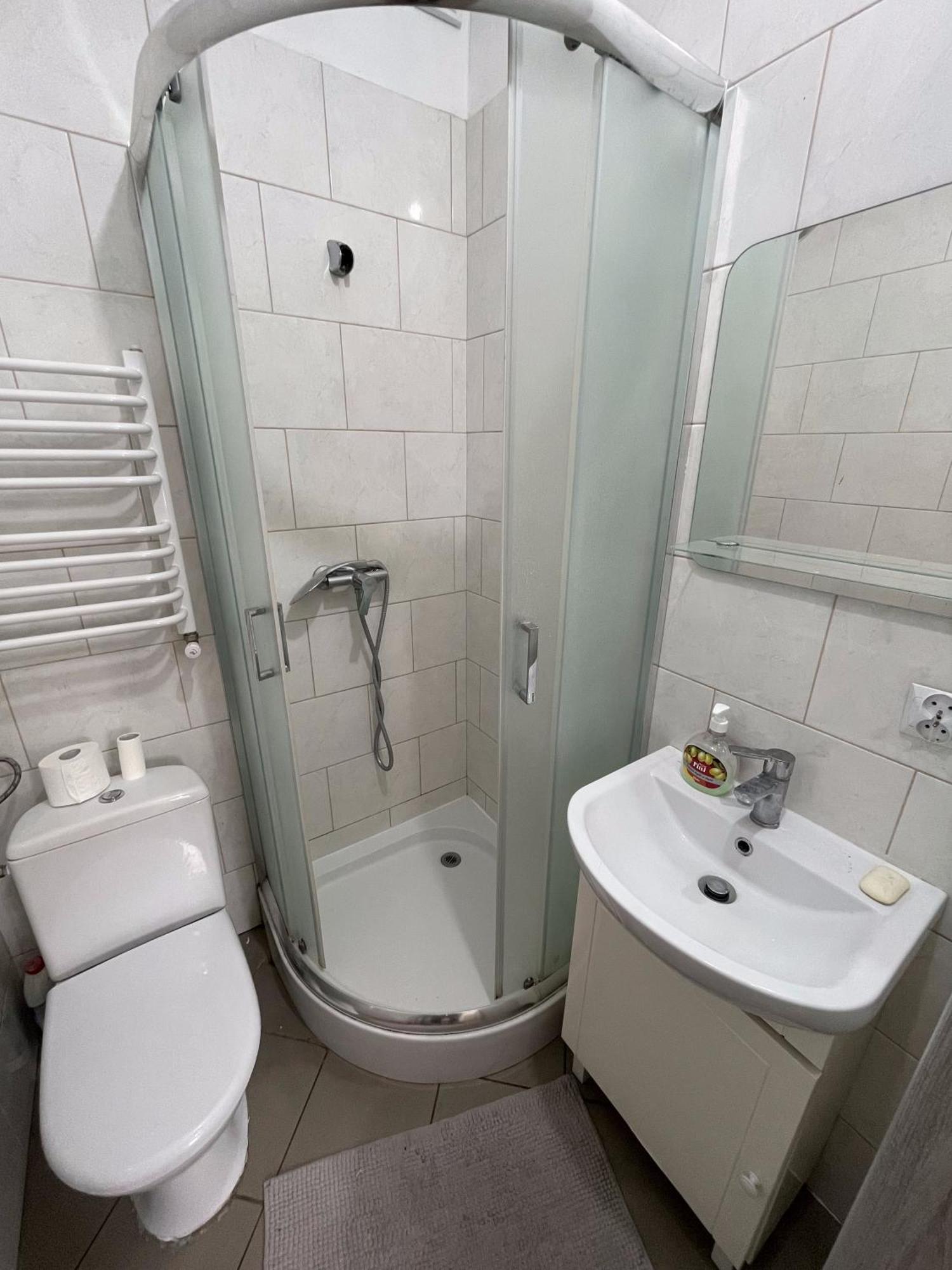 Noclegi Pracownicze Lazur Ciechanów Esterno foto